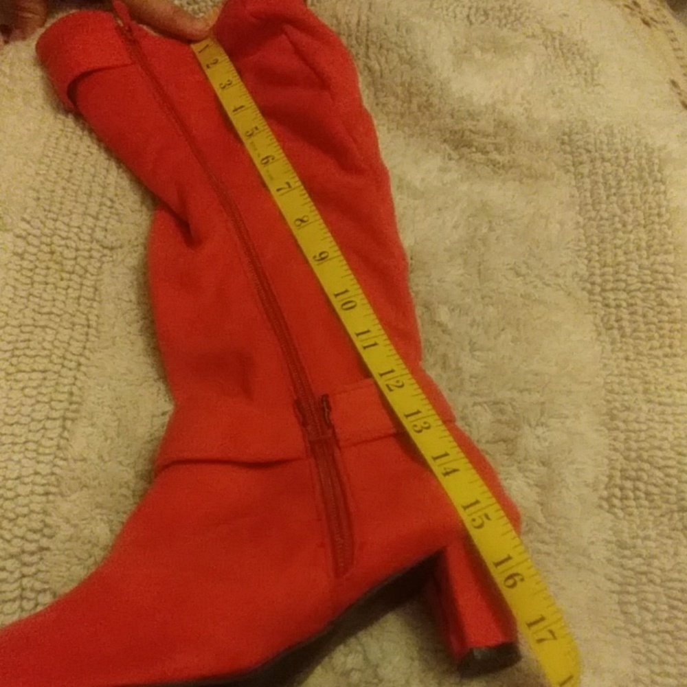 Boots - Picture 6 of 6